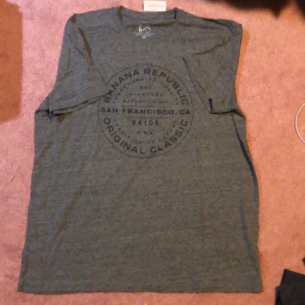 4 brand new banana republic short sleeve shirts
